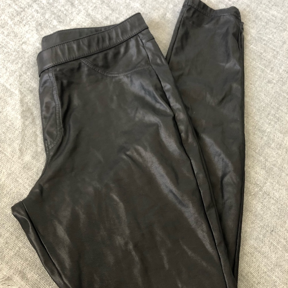 Faux leather leggings
